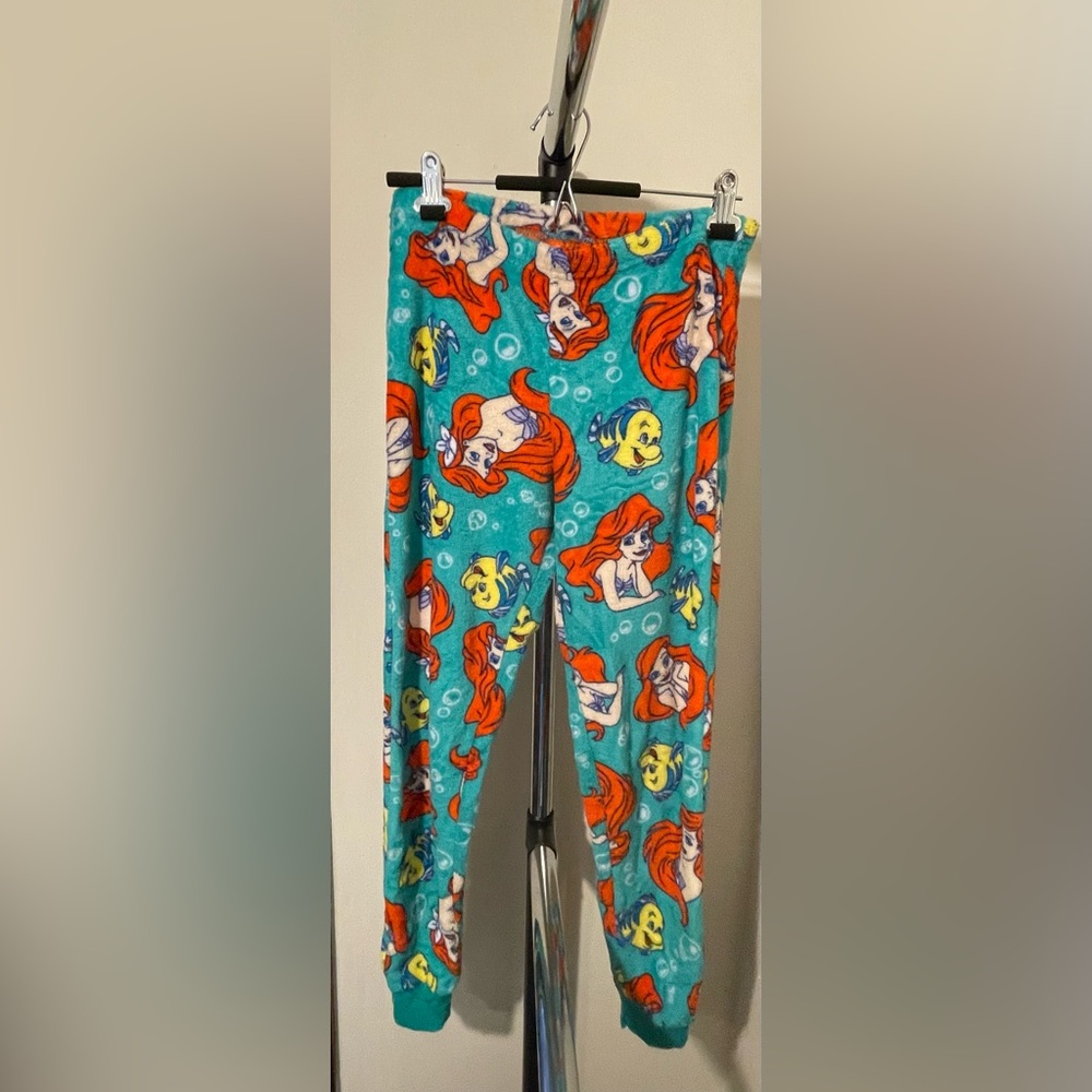 NWOT Disney Little Mermaid & Flounder Pajama Bottoms size Small